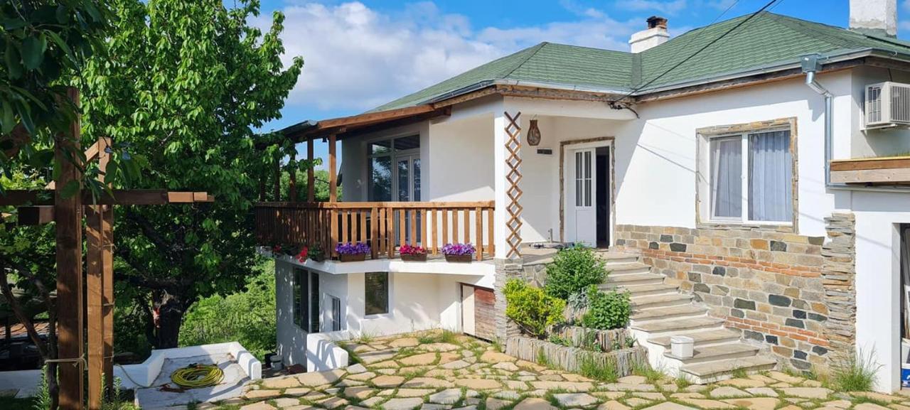 Вилла The White House Kamilski Dol Экстерьер фото